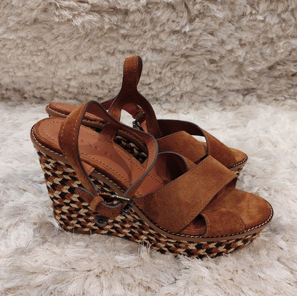 NWT Coach Saddle Suede Cross Band Wedges G2213 - Picture 2 of 6